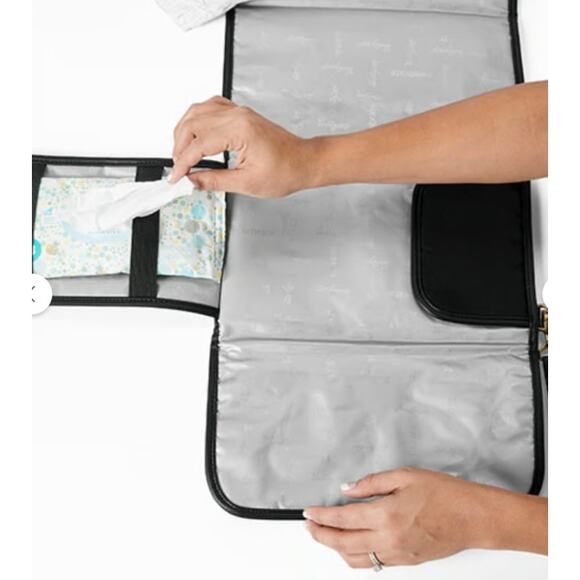 Thirty-One On the Go Changing Clutch Foldable Baby Diaper Changing Pad Black - Picture 2 of 12